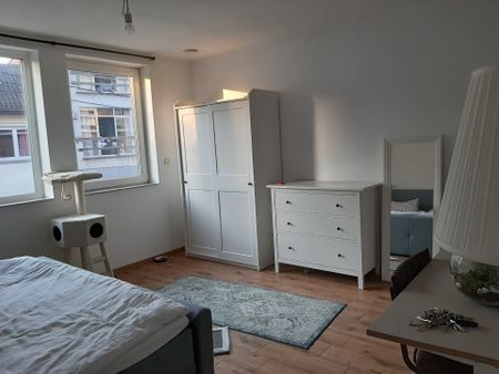 Gelijkvloerse verdieping met vier slaapkamers in Beersel - Foto 4