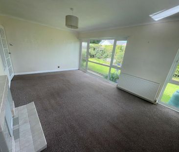 2 bedroom bungalow to rent - Photo 1