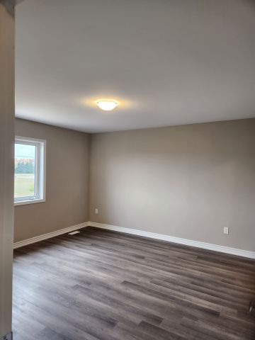 For Lease - 46 Forestwalk Street, Kitchener, Ontario - Photo 4