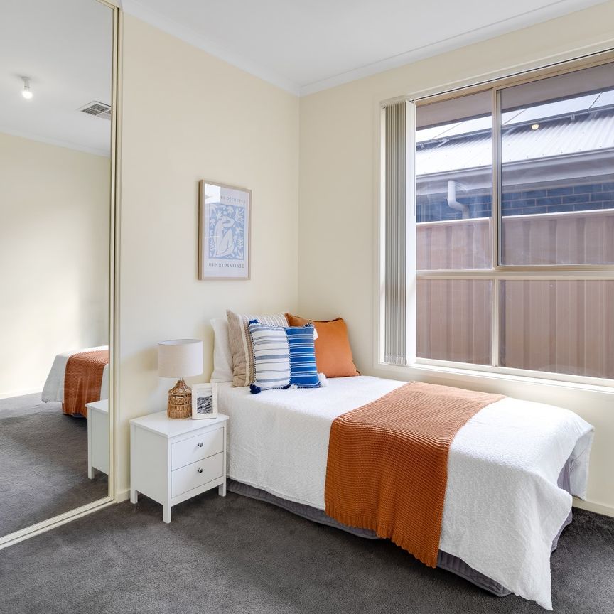Open The Door to Spacious Family Living in the Heart of Munno Para - Photo 1
