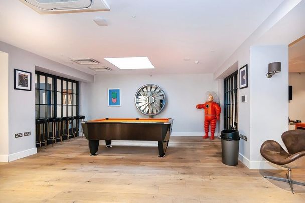 1 Bed Flat, Green Dragon House, CR0 - Photo 1