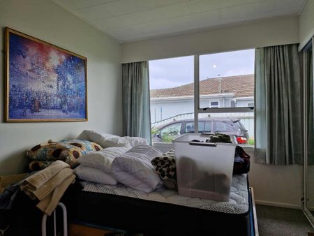 Prime Position - Photo 3