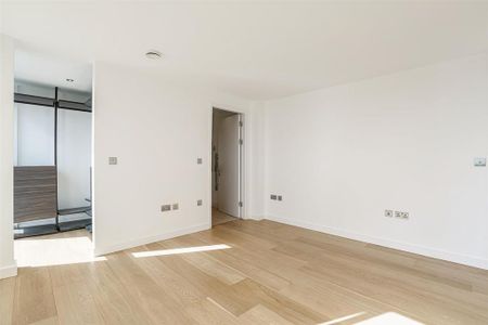 2 bedroom penthouse to rent - Photo 2