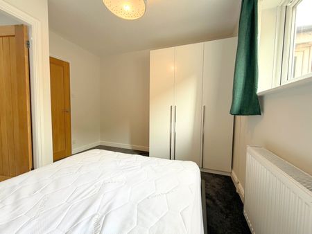 Warburton Street, Salford, Greater Manchester, M5 3FX - Photo 4