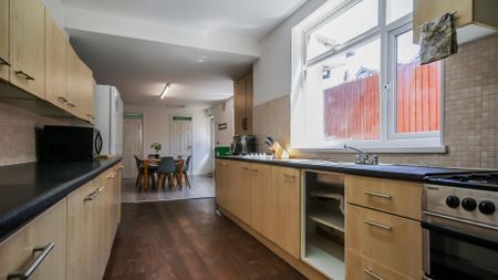 84 Harrow Road - Photo 3