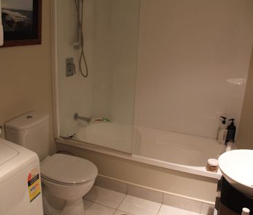 ‘Stones throw from Skytower’ - Photo 4