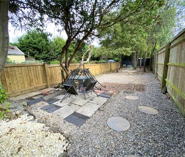 Cricklade Road, Swindon, Swindon, SN2 - Photo 1