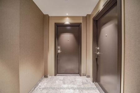 For Lease - 38 Honeycrisp Crescent Unit# 1017, Vaughan, Ontario - Photo 4