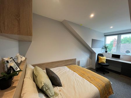 Room 2, Flat 19, Commercial Point, NG9 2NG, NOTTINGHAM - Photo 4