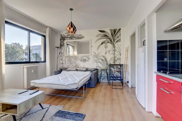 Location Appartement 1 pièce Meublé 25m² CANNES 06400 - Photo 1