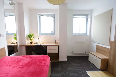 Silver Ensuite - Photo 5