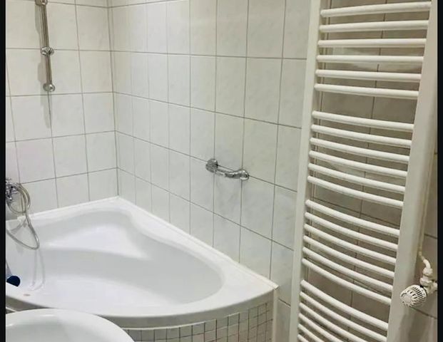 Zentrale 3 Zimmer Wohnung mit Küche zwischen Ravensberger Park und Klinikum Mitte - Foto 1