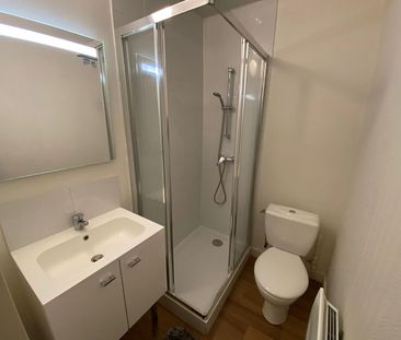 Studio Poitiers- Saint Denis – 30.01 m² - Photo 4