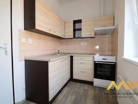Pronájem bytu 1+kk 25 m2 - Fotografie 2