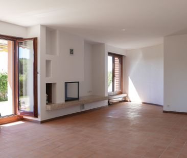 Grosszügige 5.5-Zimmer-Gartenwohnung mit 132 m², sonnigem Garten an... - Foto 1