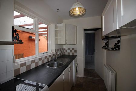 16 Green Hill, Lambeg BT27 5SN - Photo 5