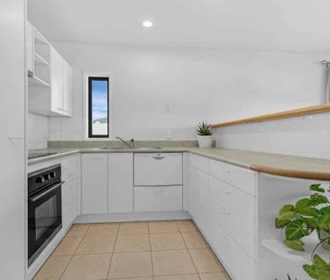 Luxury Low-Maintenance Living in the Heart of ... - Photo 5