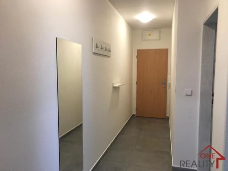 Pronájem bytu 1+kk 35 m2 - Fotografie 3