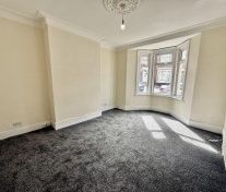 Faraday Grove, Bensham, Gateshead - Photo 1