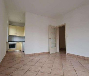 MENDRISIO RANCATE: 4.5 LOC. IN ZONA TRANQUILLA E SOLEGGIATA - Photo 3