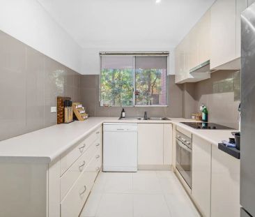 “Leafy Outlook and Lifestyle Convenience” - Photo 3