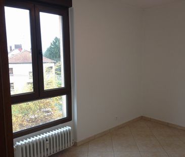 Location Appartement 4 pièces 68m² SARREGUEMINES 57200 - Photo 6