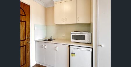 Modern Studio Close to the City - Photo 5