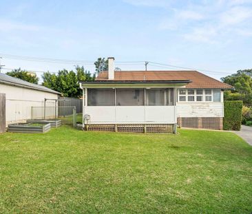 Charm and Convenience - Photo 5