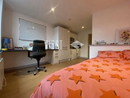 Studio to rent - Photo 2