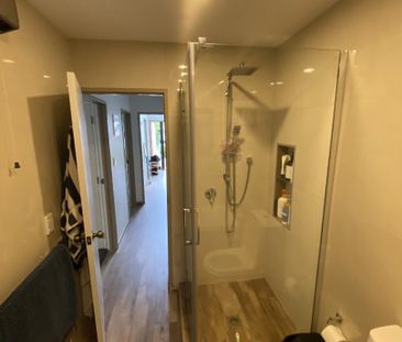 Spacious 4-Bedroom, 2-Bathroom Home for Rent in Northcote – $870/Wk - Photo 5