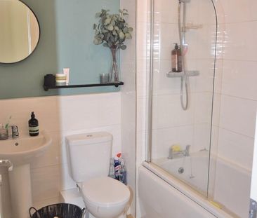 2 bedroom terraced house to rent - Photo 5