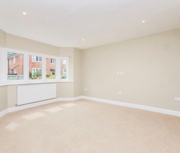 4 bedroom House To Let Total Size: 2183 SQ FT - Photo 1