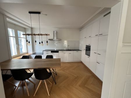Zentrale gemütliche 3.5 Zimmer Altbauwohnung in Zürich - Foto 3