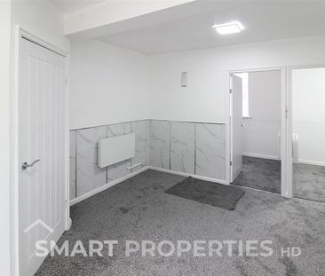 Swan Lane, Lockwood, Huddersfield - Photo 2