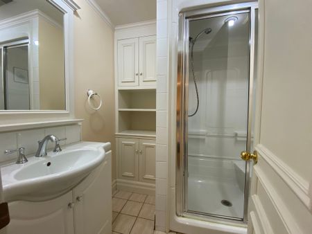 For Lease - 98 Westmoreland Avenue Unit# Bsmt, Toronto, Ontario - Photo 4