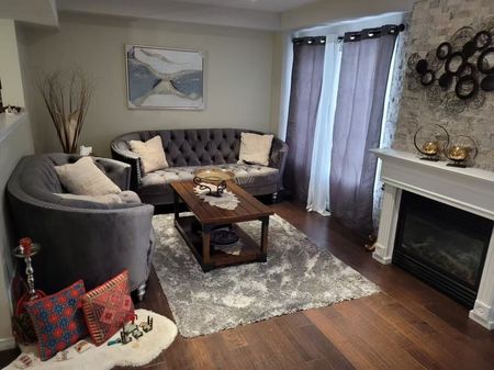 For Lease - 406 Woodbine Avenue, Kitchener, Ontario - Photo 2