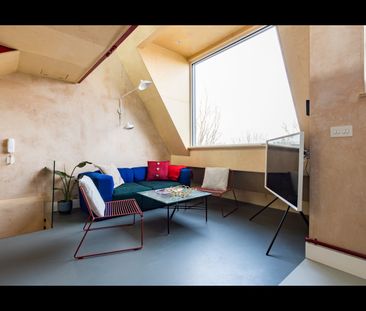 2 Bed Penthouse, Archway Road, N6 - Photo 1