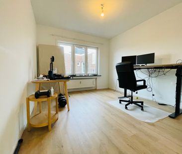 Luxueus en prachtig gerenoveerd appartement van 120m² met 2 grote t... - Foto 3