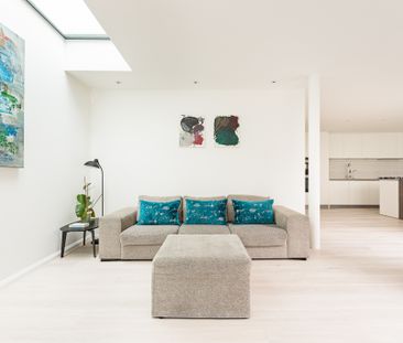 Hillgate Place - Photo 1