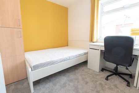 5 Bed Terraced House, Avenue Road, SO14 - Photo 5