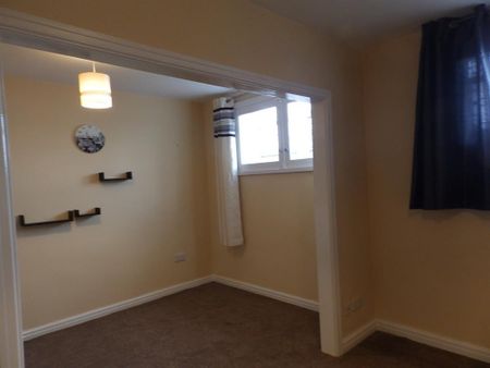 1 bedroom detached house to rent - Photo 3