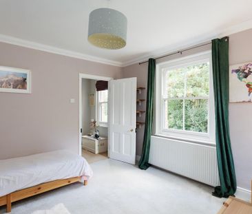 3 bedroom detached house to rent - Photo 3