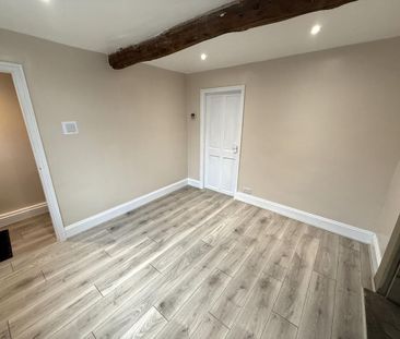 2 bedroom terraced house to rent - Photo 4