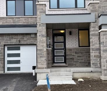 For Lease - 9 Vinewood Crescent, Barrie, Ontario - Photo 4