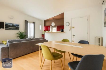 Appartement à louer 3 pièces 65m² - Photo 2