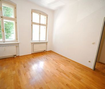 Klein UND Fein - Gemütliche 3-Zimmer-Wohnung mit neuer Einbauküche ... - Foto 3