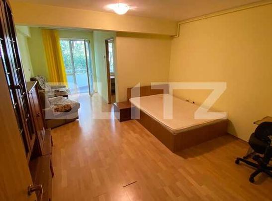Garsoniera, decomandata, 38 mp, garaj, zona strazii Mircea Eliade - Photo 1