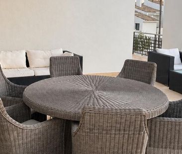 Luxury penthouse for rent in Benahavís, Spain - Photo 5