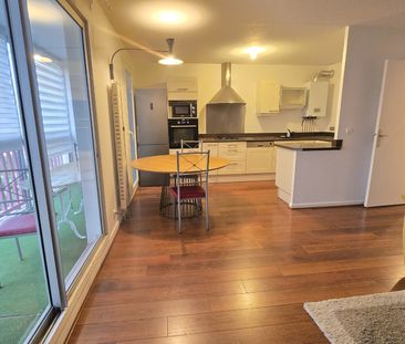 Location Appartement 4 pièces 81m² ANGLET 64600 - Photo 1