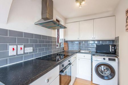 Studio to rent - Photo 3